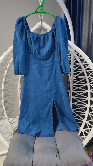 Сукня 52_54 з розрізом