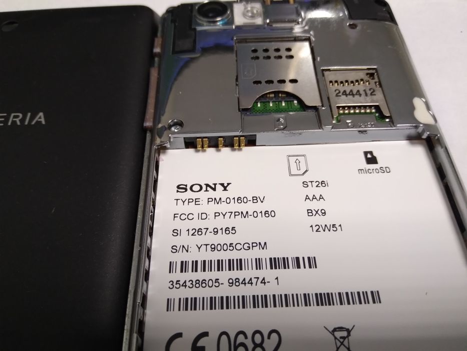 Telefon Xperia J ST 26i