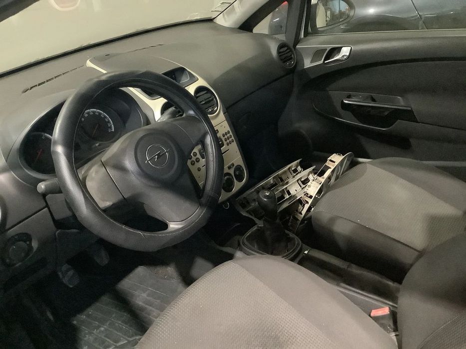 Opel Corsa D 1.3 CDTi - Para peças