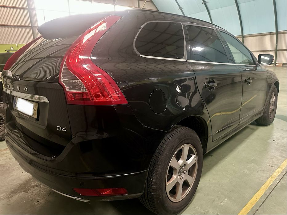 Volvo XC60 2.0 D4 Momentum 190CV a trabalhar e andar