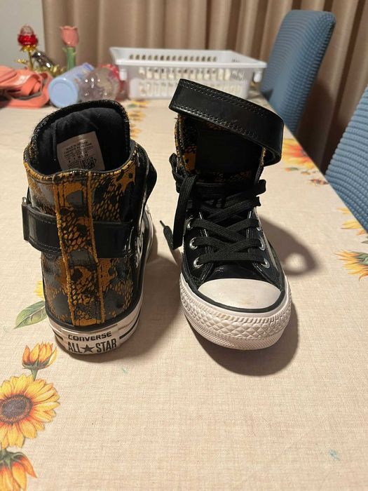 Sapatilha-bota All Star em pele nº 36,5