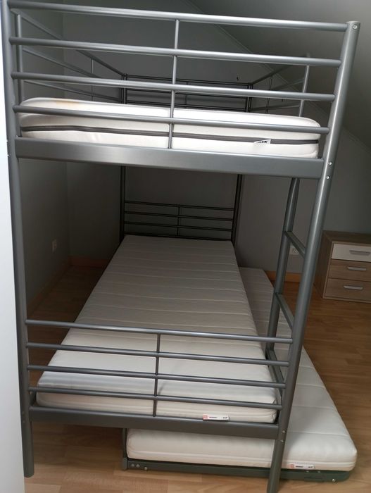 Boliche de 3 camas com colchão