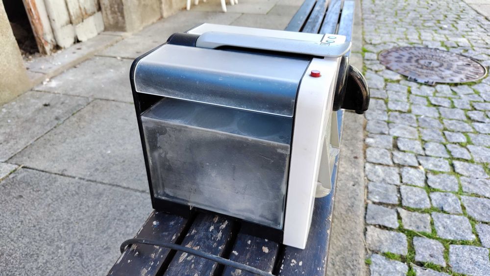 Máquina Nespresso Krups Le Cube (Branca) - Para peças / Reparação