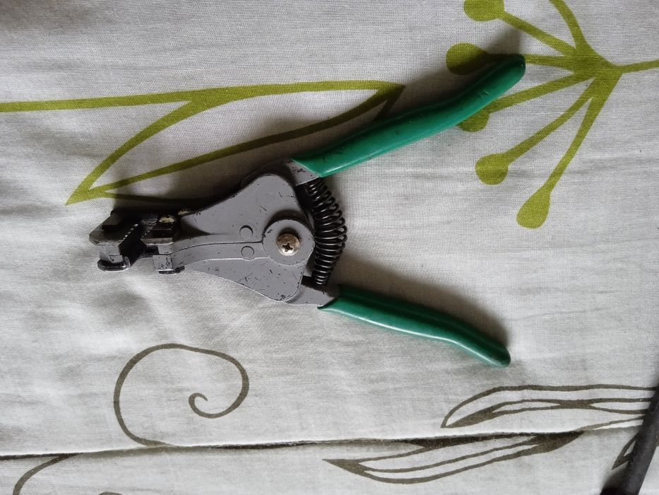 Alicate profissional de eletricista de desnudar de 1/3,2