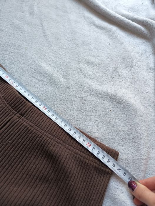 Spodnie brązowe, dzwony prążkowana brąz h&m S