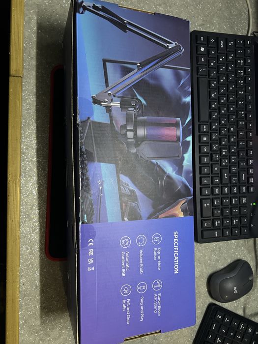 Мікрофон Fifine A6T з штативом