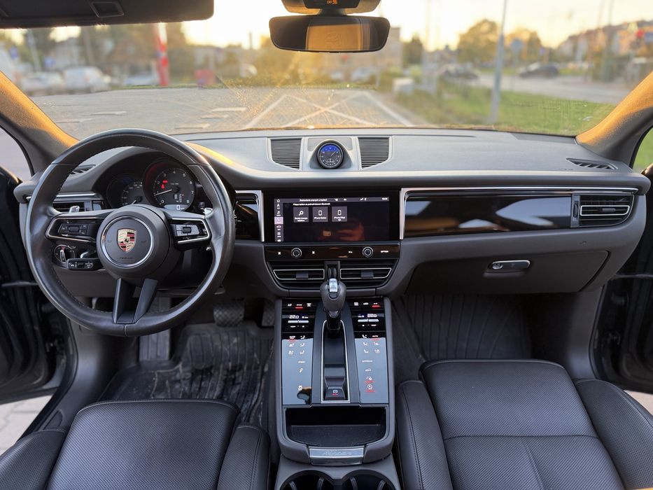 Porsche Macan 2024