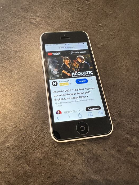 IPhone 5C, 8GB.    .