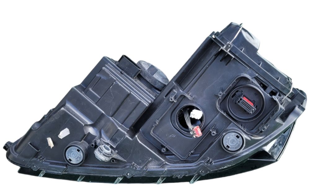 Ótica/Farol direito VW Passat B7