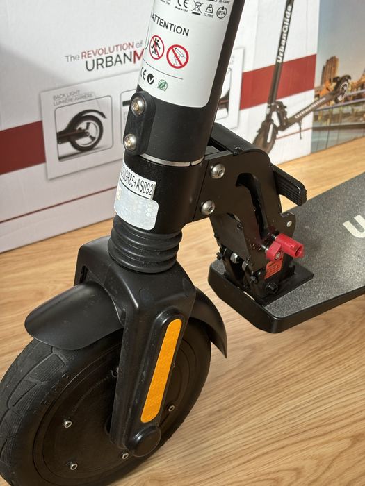 Trotinete Elétrica UrbanGlide Ride 85+ Preta