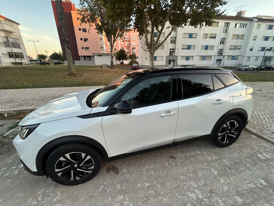 Peugeot e-2008 GT