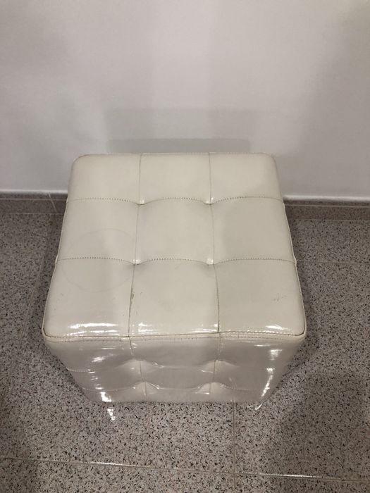 Repousa pes branco