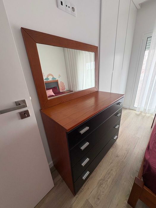 Mobília de Quarto em madeira