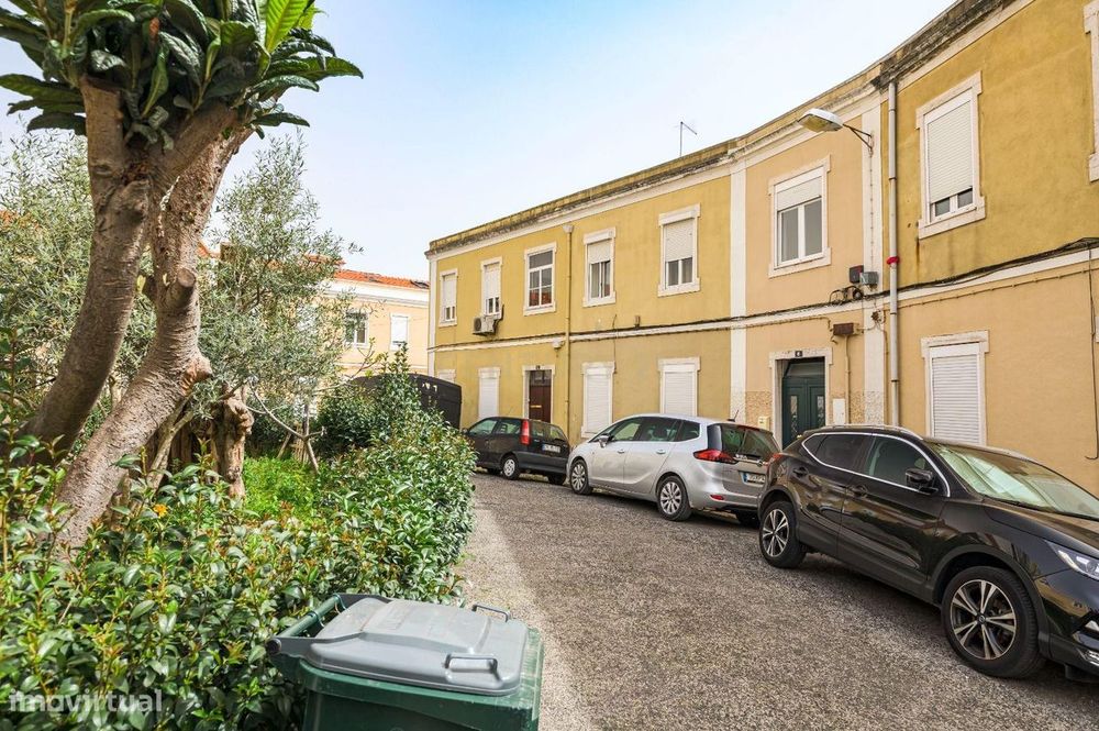 Apartamento T2 na Penha de França, Lisboa - Estacionamento privativo