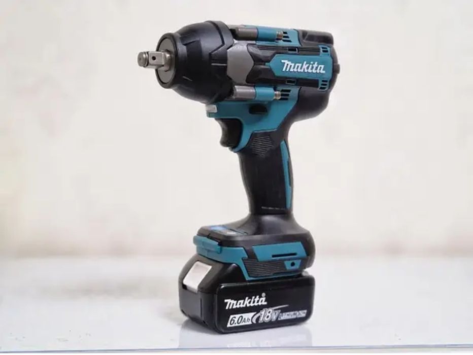 2АКБ! Гайковерт акумуляторний Makita, Акумуляторний гайковерт Макіта