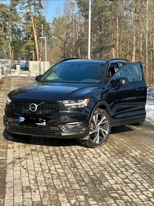 Volvo xc40 T5 AWD R-DESIGN