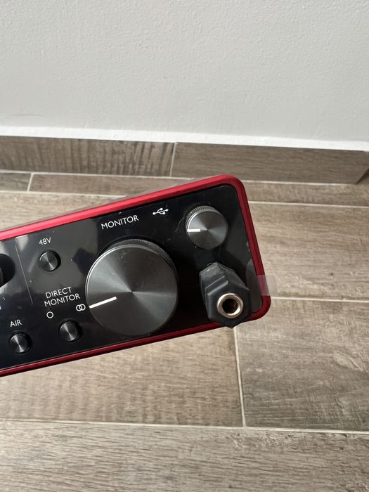 Focusrite Scarlett 2i2 [3rd Gen] USB аудіоінтерфейс / звукова карта