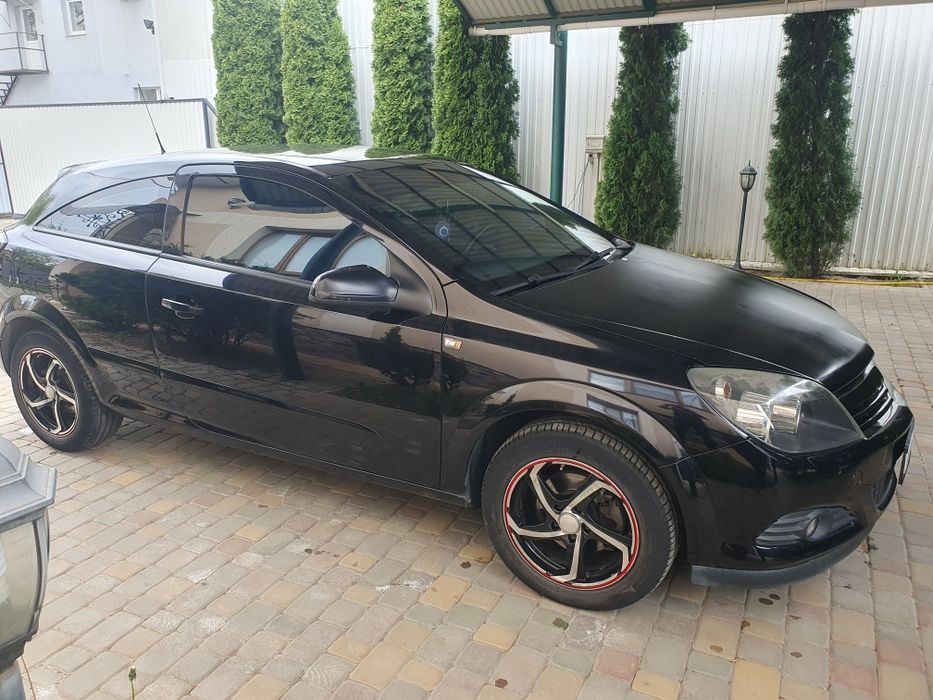 Opel  Astra  GTC