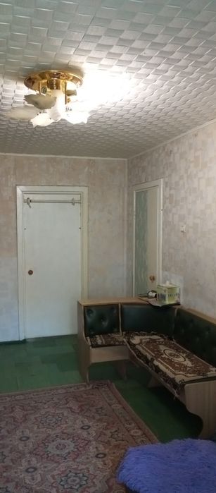 Продаж 2 кімнатної квартири 3 поверх 5 поверхівки  м-н Даманський