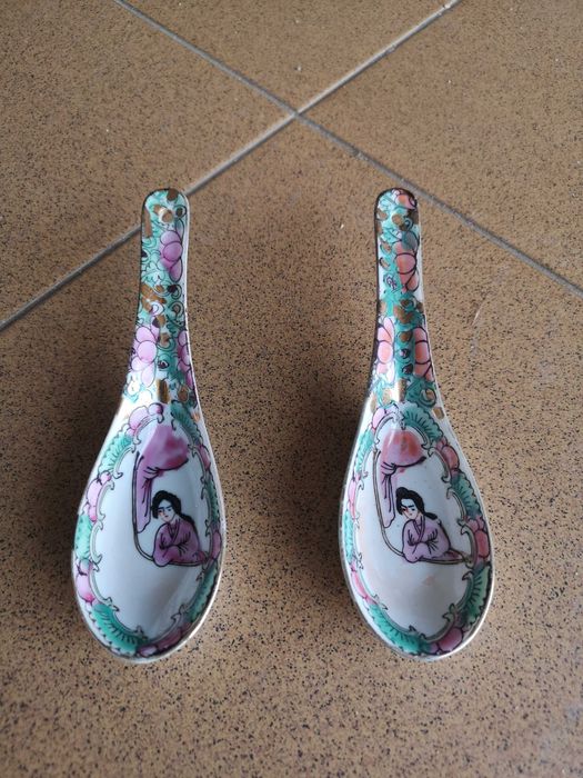 Loiça em porcelana.