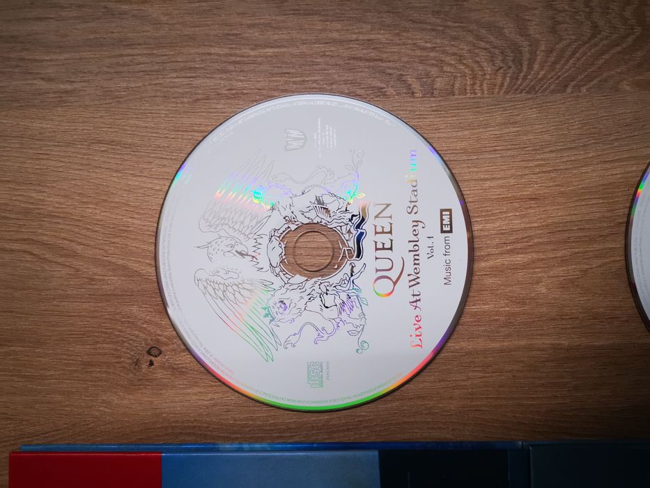 Queen Live At Wembley Stadium zestaw dwóch płyt CD