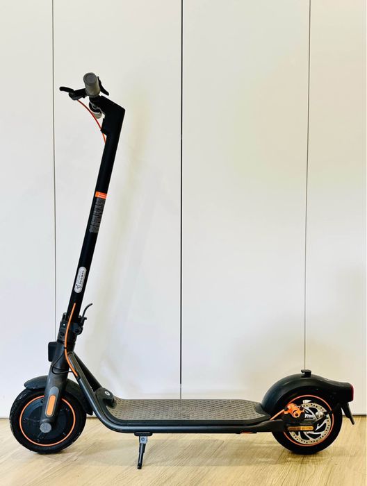 Ninebot F40E Como Nova | 40km Autonomia | 25km/h | Com Carregador