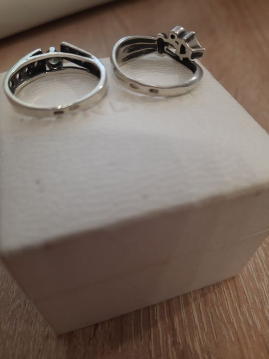 Продам серебряное кольцо