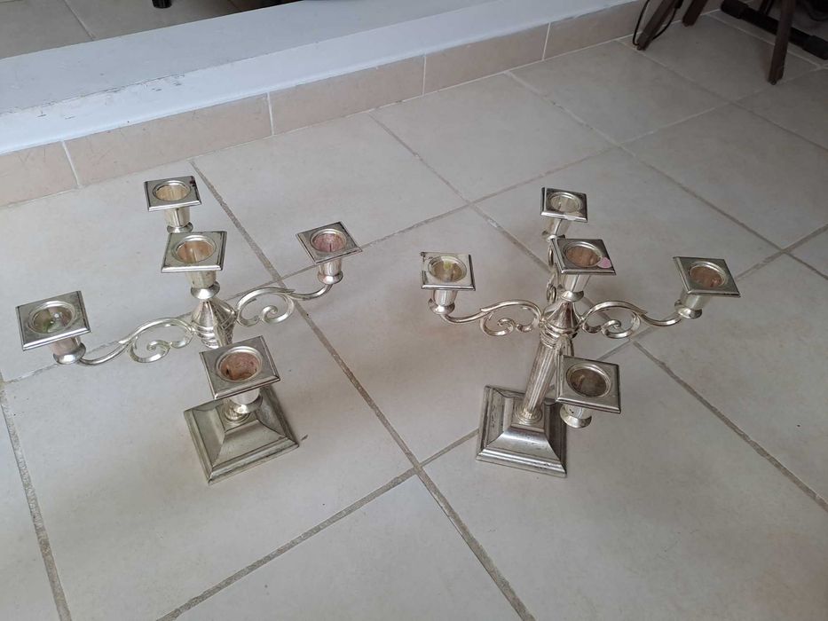Grandes candelabros de 5 velas!
