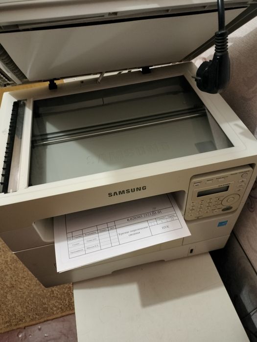 Продаю МФУ Samsung SCX-4729FD