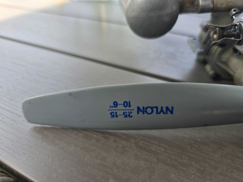 silnik spalinowy modelarski