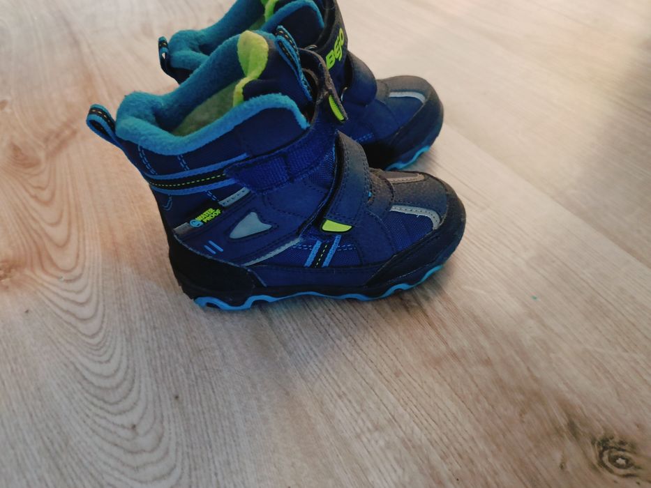 Buty śniegowce 22