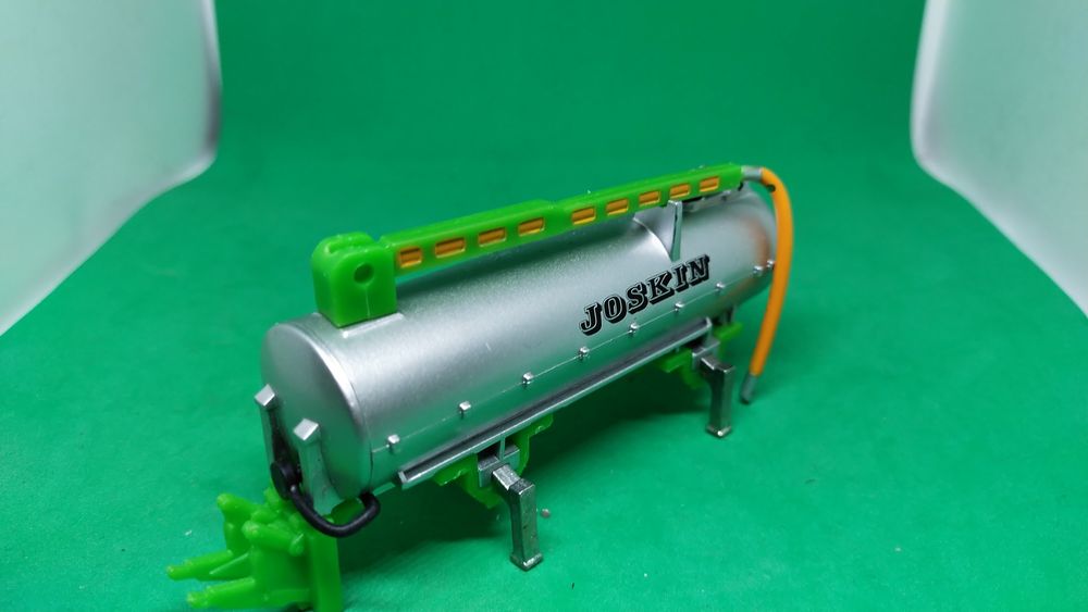 Zestaw przyczep Joskin oraz traktor Deutz Fahr 1 87