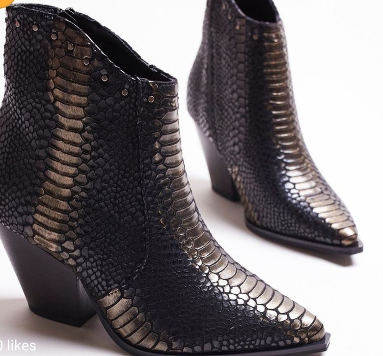 Botki damskie ala skóra węża