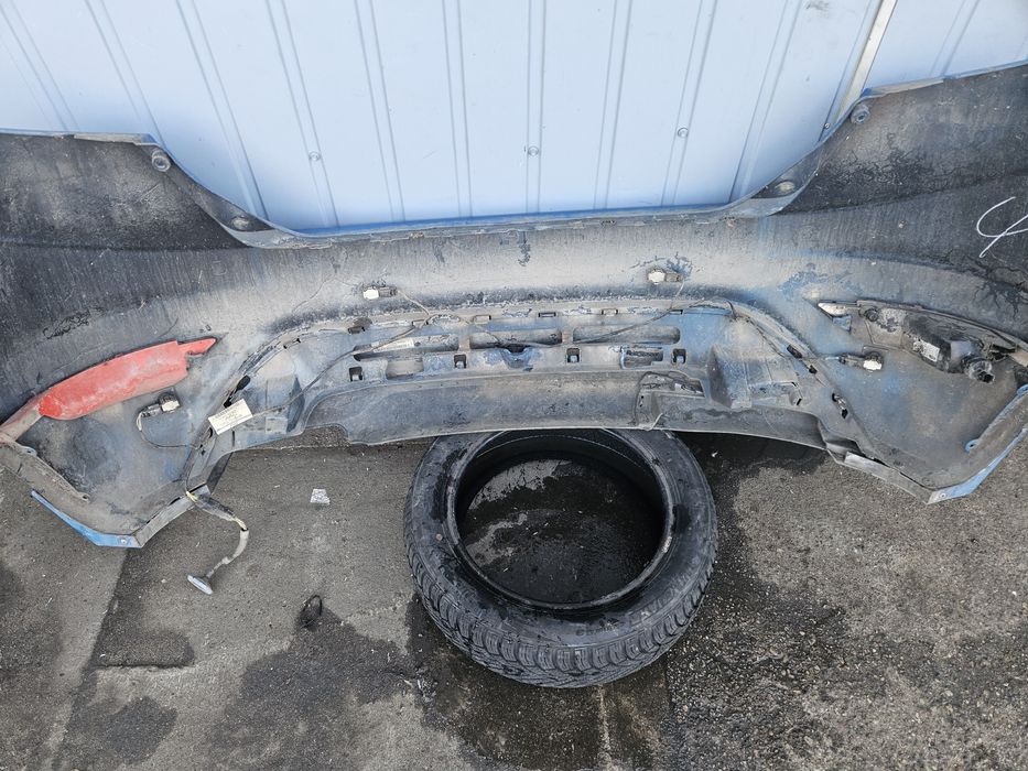 Zderzak tyl Ford Fiesta MK7 lift 4PDC kolor ZC