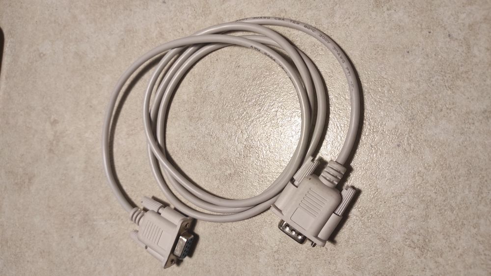 Kabel RS-232. Długość 140 cm. Nowy. Dużo sztuk.