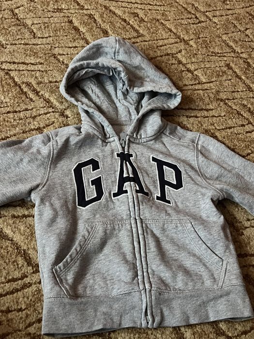 Кофта gap.