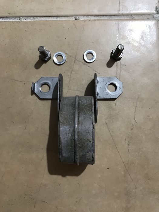 Apoio de escape original Seat Ibiza 6L