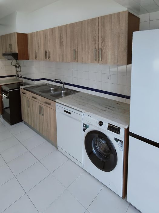 Apartamento T3 Rua Fernão Magalhães 9 Caldas da Rainha