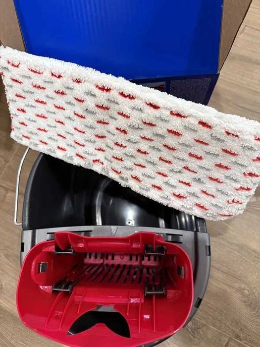 швабра с отжимом и ведром Vileda Ultramax Box Набор для уборки