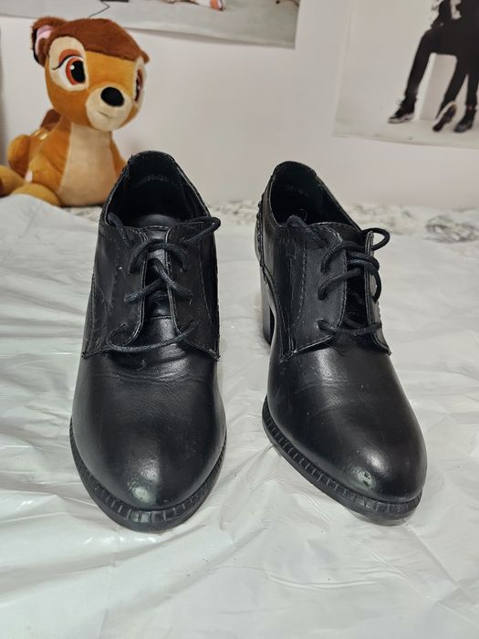 Sapato bota de salto alto preto