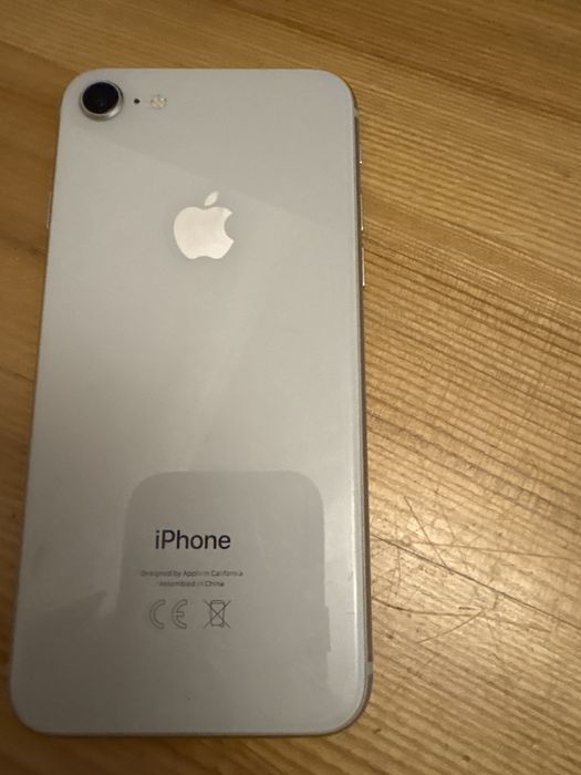 Telefon iPhone 8 64 GB
