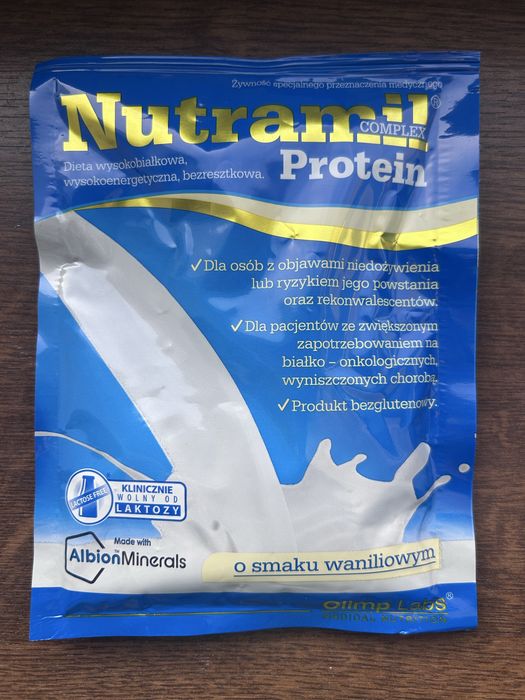 OLIMP NUTRAMIL COMPLEX PROTEIN O smaku waniliowym 6 sasz.