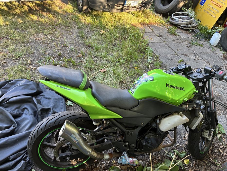 Kawasaki 250R do naprawy