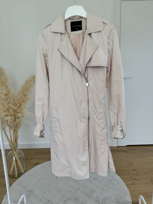 Płaszcz Top Secret 36 damski trencz pudrowy róż z paskiem