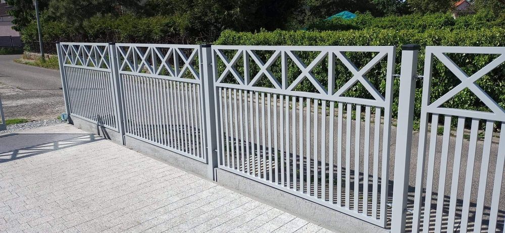 Ogrodzenie panelowe panele ogrodzeniowe słupki producent