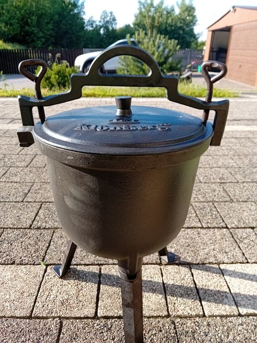 Kociołek emaliowany 8l