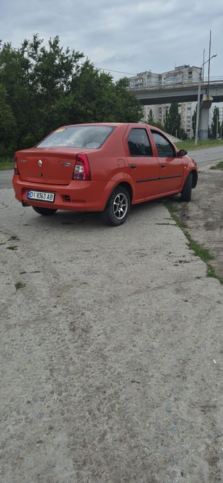 Dacia Logan 2006год 1.4