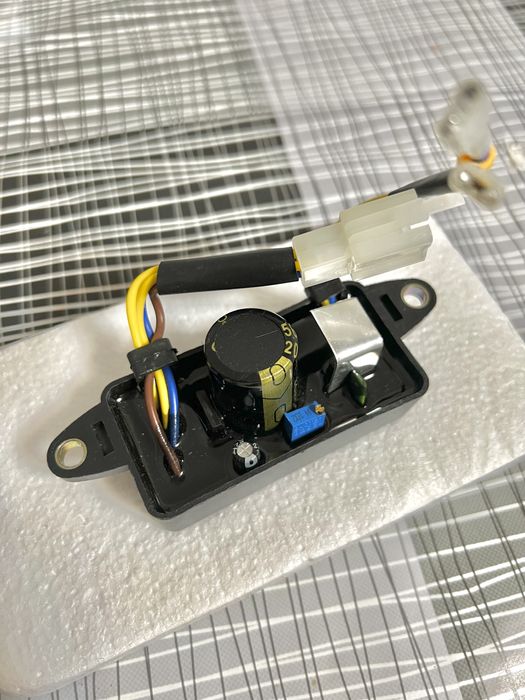 AVR, Реле напруги, генератор, 2-3кВ, реле напряжения