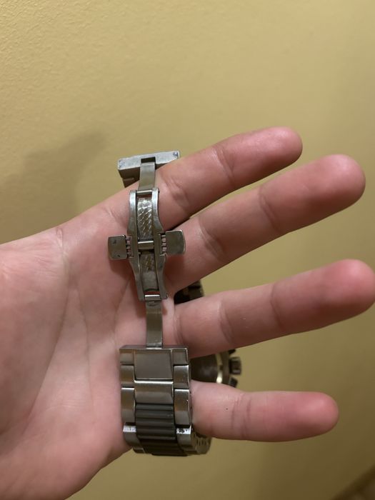 Часы Invicta Reserve