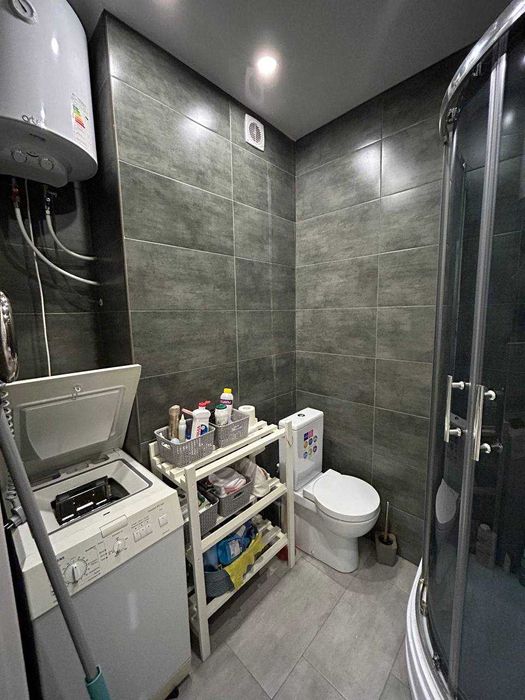 Продам 1 кімнатну квартиру ЖК Озерний